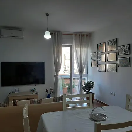 شقة 2 Bedr تيرانا